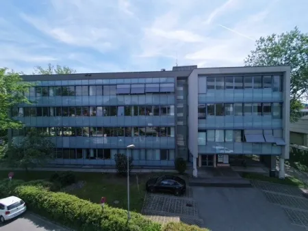 Moderne Büro- oder Praxisfläche in Linz – Top Lage, neuwertig & perfekt ausgestattet! - Bild