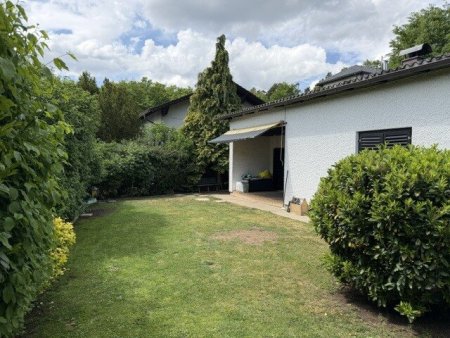 Renditeobjekt - sonnige Liegenschaft mit Fernblick nahe Unterweitersdorf - 5,76 % p. A.
