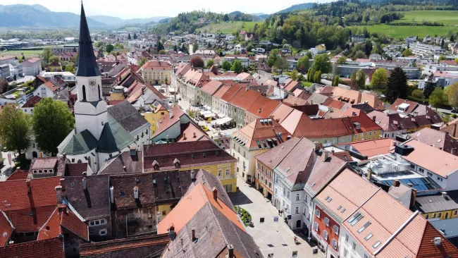 Klassischer Altbau - Büroeinheit im Herzen der Altstadt von St. Veit a.d. Glan zu mieten ! - Bild