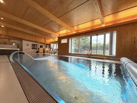 Rückzugsort mit Mehrwert: Charmantes Eigenheim mit Wellness-Oase, Remise und exklusivem Trainingsbereich für Sportschützen