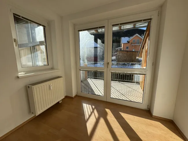 Maisonettenwohnung mit 5 Zimmer, 2 südseitigen Terrassen, Garage und Keller, zweitwohnsitzfähig! - Bild