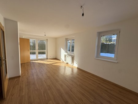 Maisonettenwohnung mit 5 Zimmer, 2 südseitigen Terrassen, Garage und Keller, zweitwohnsitzfähig!