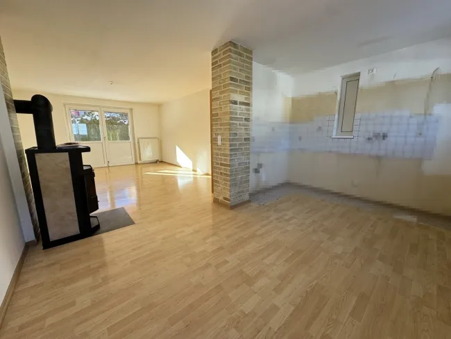 Eigentumswohnung mit 4 Zimmer, südseitige Terrasse und Garage, zweitwohnsitzfähig! - Bild