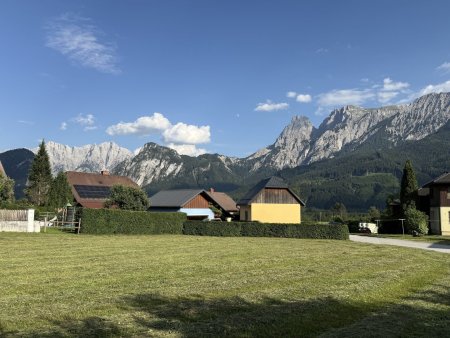Grundstück in sonniger und ruhiger Lage!
