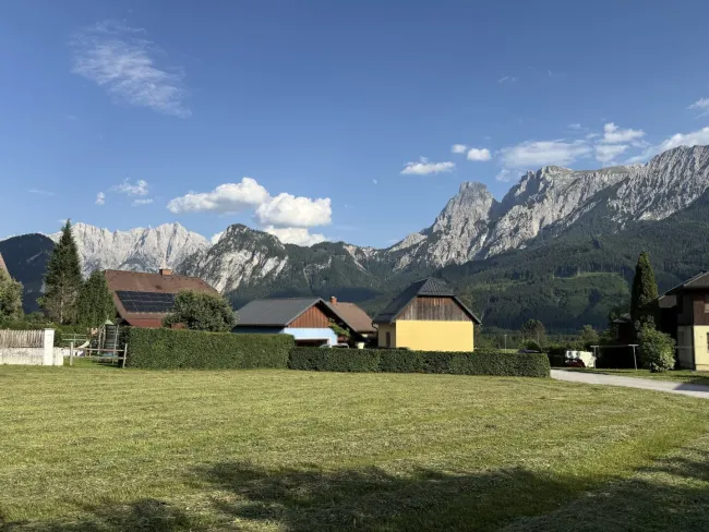 Grundstück in sonniger und ruhiger Lage! - Titelbild
