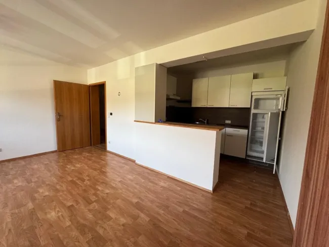 Mietwohnung mit 2 Schlafzimmer, herrlicher Blick auf die Haller Mauern! - Bild