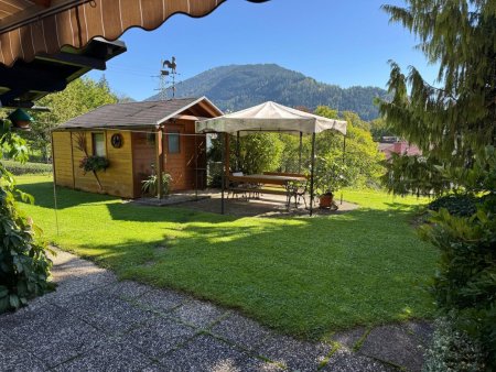 Wohnhaus in sonniger und ruhiger Lage in unverbaubarer Aussichtslage!