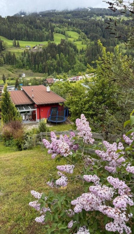 Erfolgreich touristisch vermieten! Haus mit 3 Appartements mit südseitiger Terrasse und südseitigem Balkon