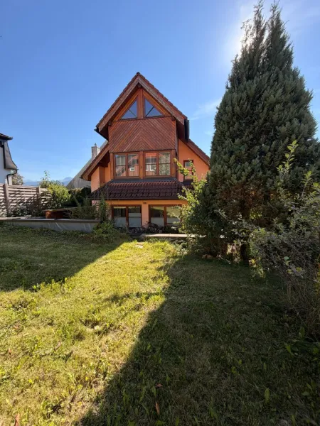 TOP Wohnhaus mit Geschäftslokal, Garten,Terrasse, Garage, zentrale und ruhige Lage! ZWEITWOHNSITZFÄHIG!