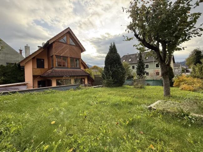 TOP Wohnhaus mit Geschäftslokal, Garten,Terrasse, Garage, zentrale und ruhige Lage! ZWEITWOHNSITZFÄHIG! - Bild