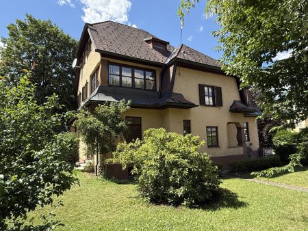 Villa! Elegante Zeitreise: Charmante Villa aus 1933 mit zeitlosem Flair!