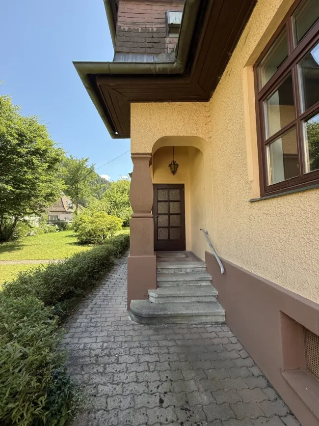 Villa! Elegante Zeitreise: Charmante Villa aus 1933 mit zeitlosem Flair! - Bild