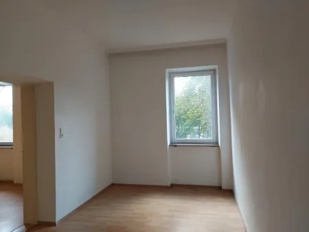 Eines der Zimmer im OG