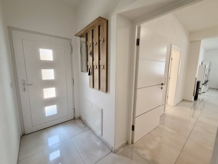 Alles Inklusive! 3- Zimmer Wohnung in Deutsch Wagram zu Vermieten - inkl. Garage!