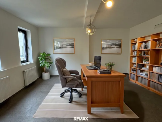 Büro - Office - virtuell gestaged