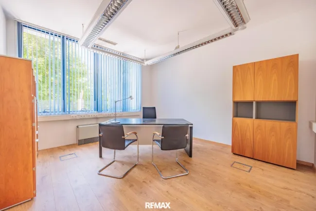 Büro