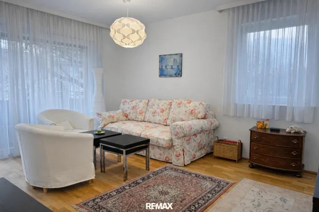 Blick in Wohnzimmer