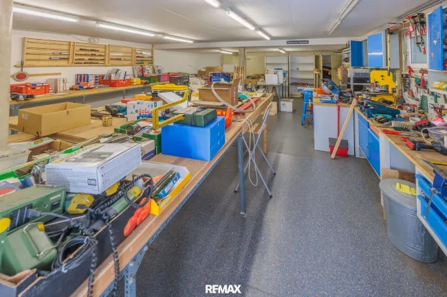 Keller unter Garage
