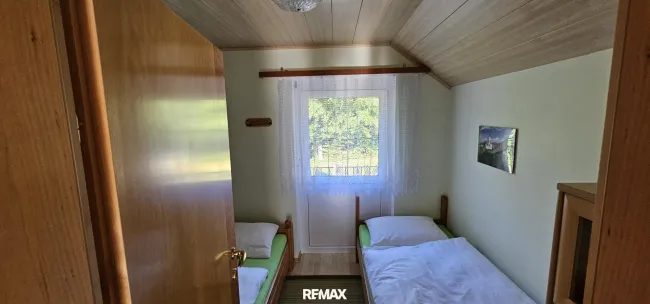 Wohnung Obergschoss Zimmer 2