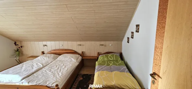 Wohnung Obergschoss Zimmer 1