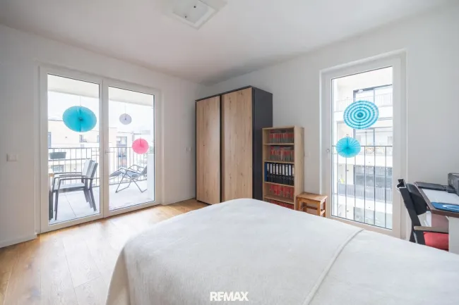 Schlafzimmer 1