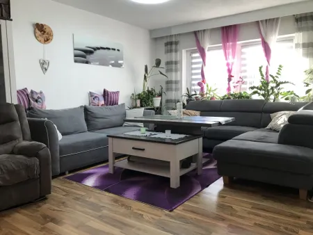 Zentral gelegene 4-Zimmer-Wohnung mit West-Balkon in Landeck zu kaufen