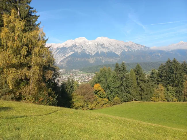 Umgebungsaufnahme mit Blick Richtung Nordkette