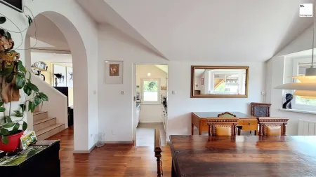 Mondsee - Charmante Dachgeschosswohnung mit Sonnenterrasse - Badeplatz optional!