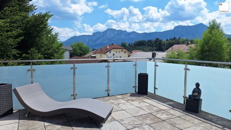 Mondsee - Charmante Dachgeschosswohnung mit Sonnenterrasse - Badeplatz optional!