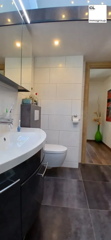 Badezimmer (OG)