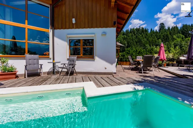 Top gepflegtes Landhaus im Salzburger Land - Entspannt den Sommer am Pool genießen... - Titelbild