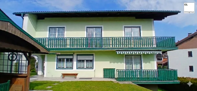 Großzügiges Zweifamilienhaus in Seekirchen am Wallersee - Ihr neues Zuhause mit schönen Ausblicken, großem Garten, Balkon, Doppelgarage und Gartenlaube (c) CL-immogroup, www.CL-immogroup.at