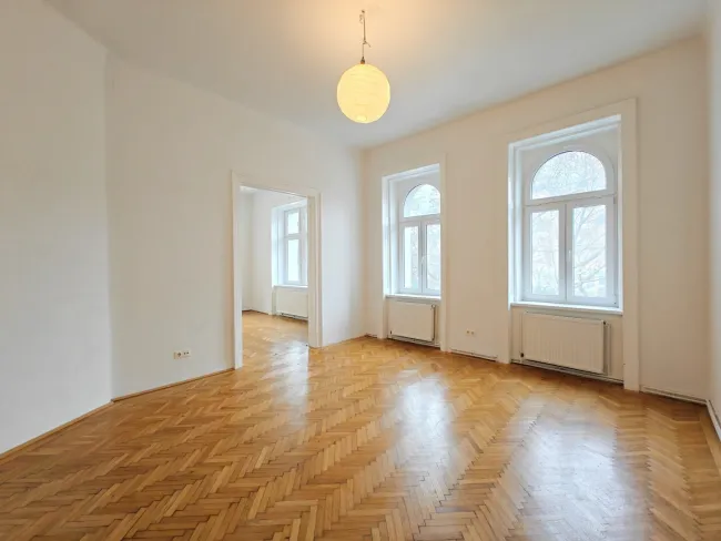 (Reserviert) Einsiedlerpark: Herrliche Eckwohnung + Grünblick + Nachmittagssonne + 650m zur U4 + Altwien-Elemente - Titelbild