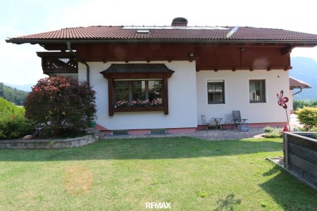 Großzügiges 6-Zimmer-Einfamilienhaus mit Garten, Terrasse & Garage in Treffen, Kärnten!
