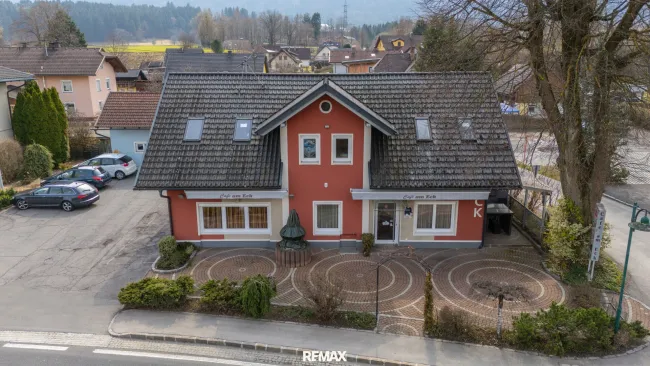 "Traditions-Cafe" sucht neuen Barista-Meister + Wohnung im Ausbau - Titelbild