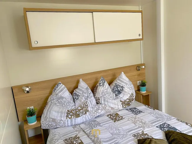 24 m² Neubau-Mobilhaus auf einer 89 m² Gartenparzelle – Ihr Sommertraum samt kleinem Homeoffice... - Bild