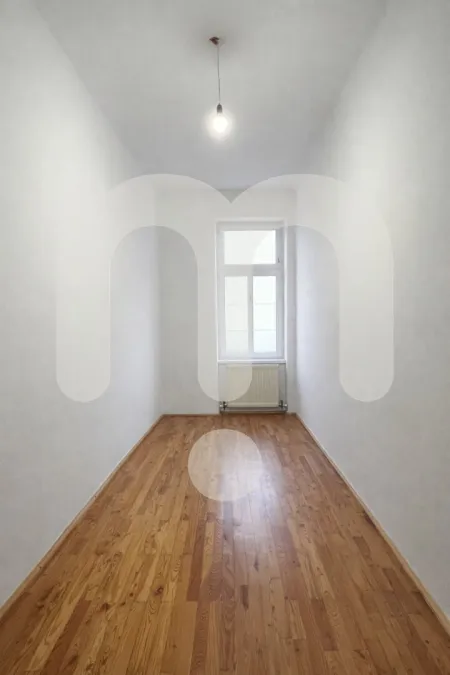Helle 2-Zimmer-Wohnung im 3. OG (letzter Stock) nahe Donaukanal – 1030 Wien
