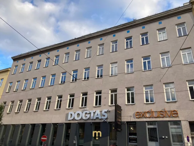 Top Rendite: 4,0% Anlageobjekt : unbefristet vermietetes Büro - Bild