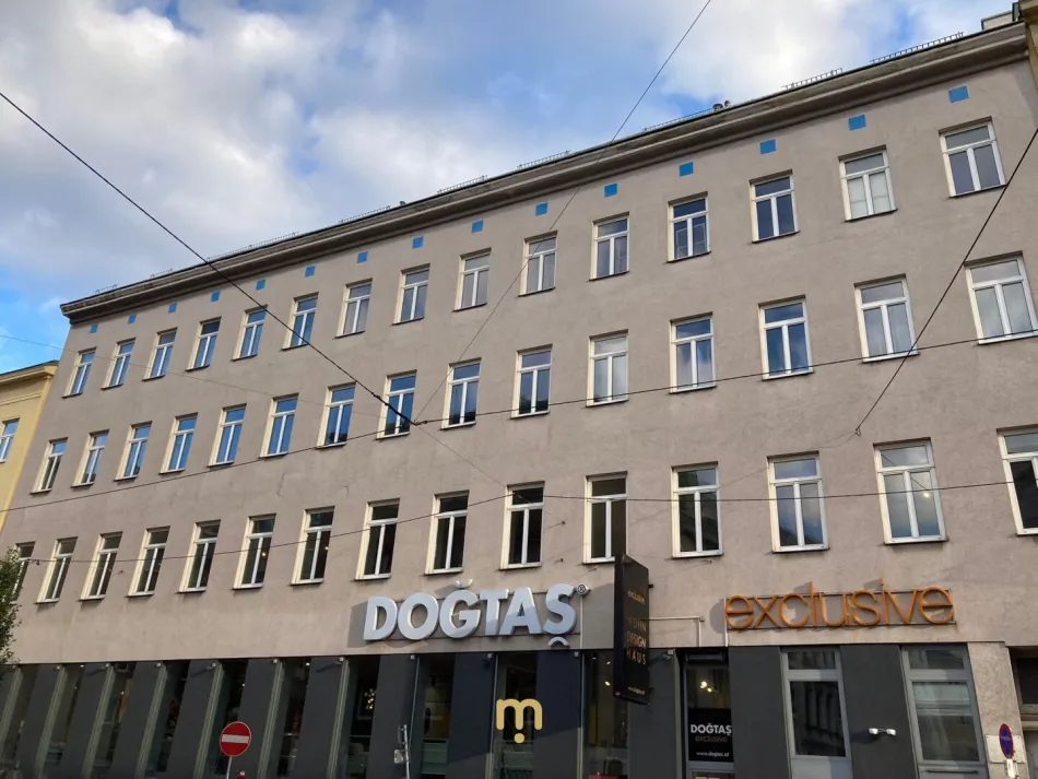 Top Rendite: 4,0% Anlageobjekt : unbefristet vermietetes Büro - Bild