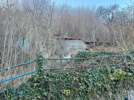 Baugrund für Einfamilien- oder Doppelhaus: 659m² in 3160 Traisen, Altbestand bereits entfernt, alle Anschlüsse