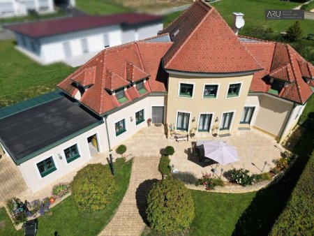 **Elegante Villa - Oberwart-Nähe**