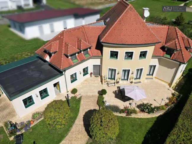 **Elegante Villa - Oberwart-Nähe** - Titelbild