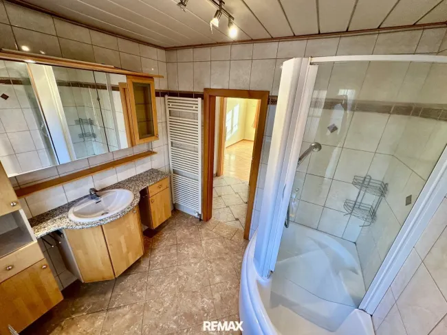 Badezimmer EG