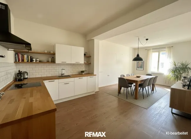 Großzügige 4-Zimmer-Wohnung mit Renovierungsbedarf in zentraler Lage in Klagenfurt, geeignet für Familien oder WG´s - Titelbild