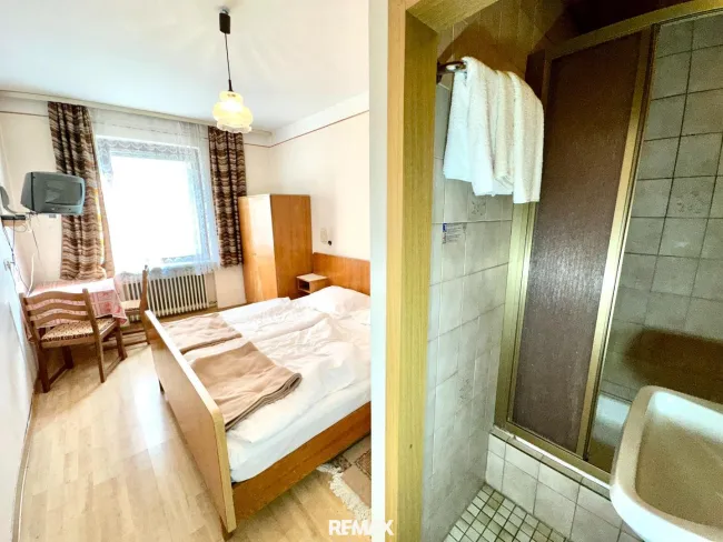 Doppelzimmer mit Bad
