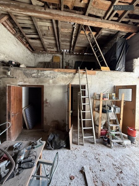 Kleines Einfamilienhaus mit Potenzial & Photovoltaik