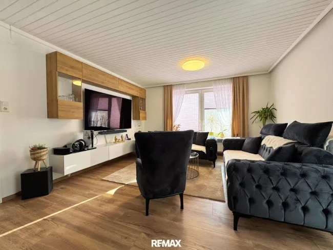 Zimmer 2 OG mit Zugang Terrasse
