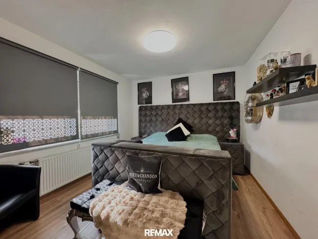 Zimmer 1 EG