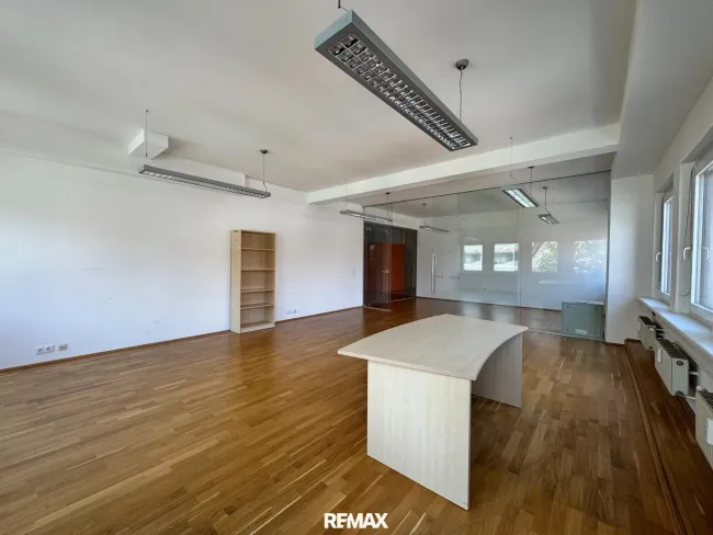 Büro 3