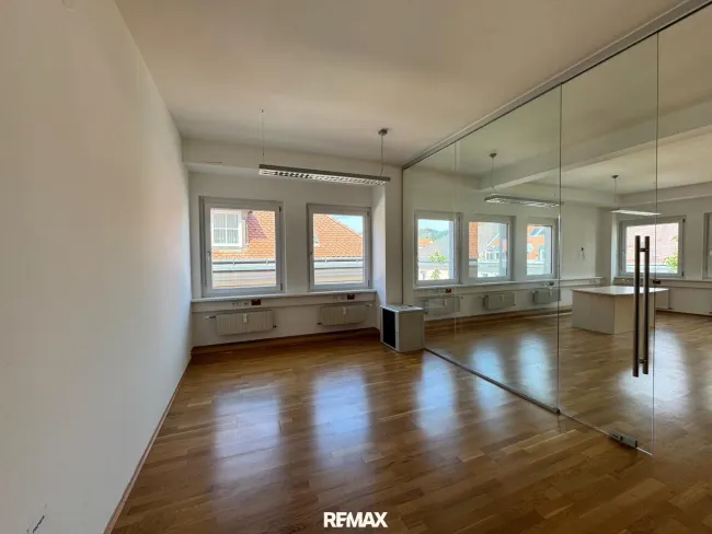Büro 2